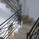 Largo Barile לינה וארוחת בוקר קלטניסטה
