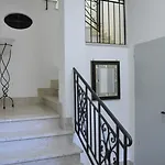 לינה וארוחת בוקר Largo Barile קלטניסטה