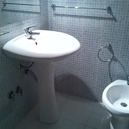 Largo Barile Nocleg ze śniadaniem 2*