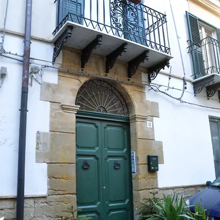 Bed & Breakfast Largo Barile Caltanissetta