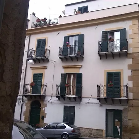 Bed & Breakfast Largo Barile Caltanissetta